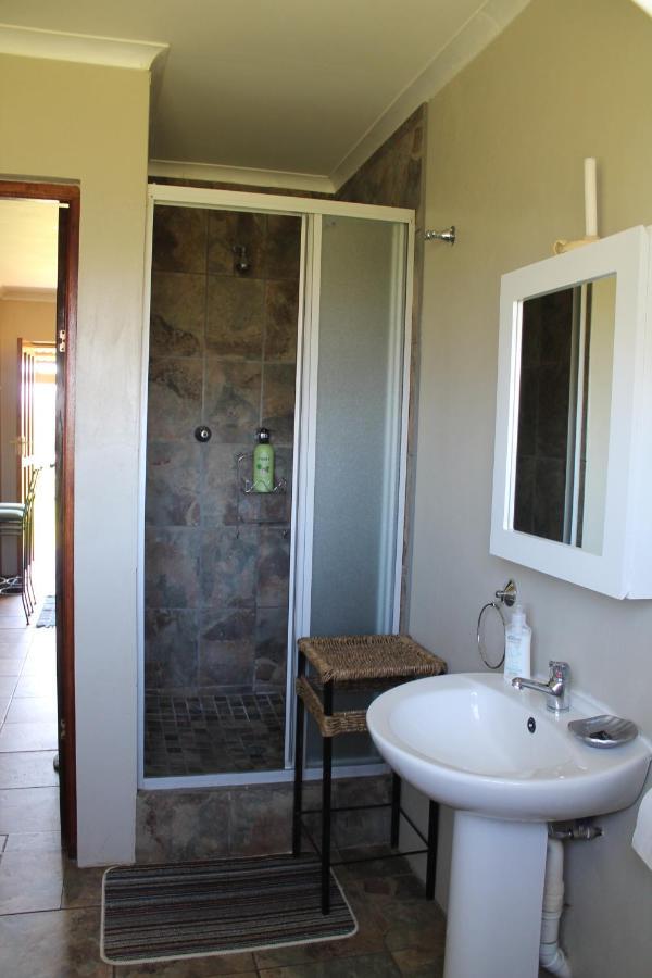 אונדרברג Cicada Self Catering Cottage מראה חיצוני תמונה